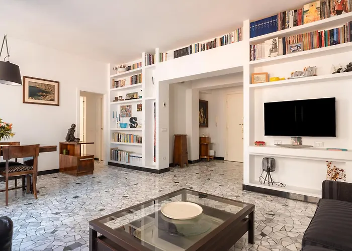 Apartment Bright And Spacious Flat In The Hearth Of *